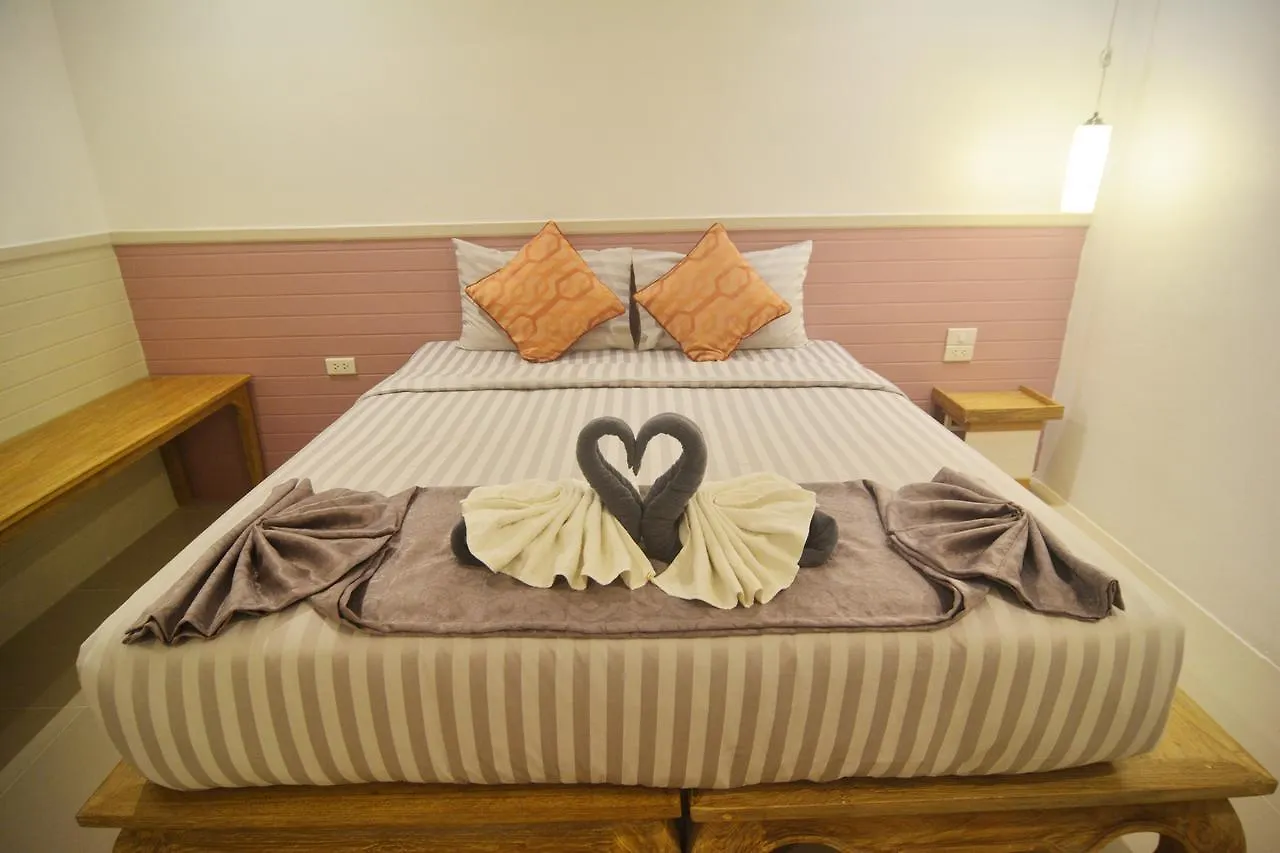 My Home Lantawadee Resort Ko Lanta 3*,  Thailandia