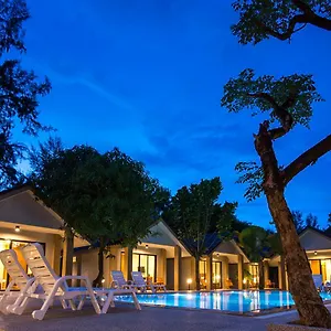 ** Resort Light Tailandia